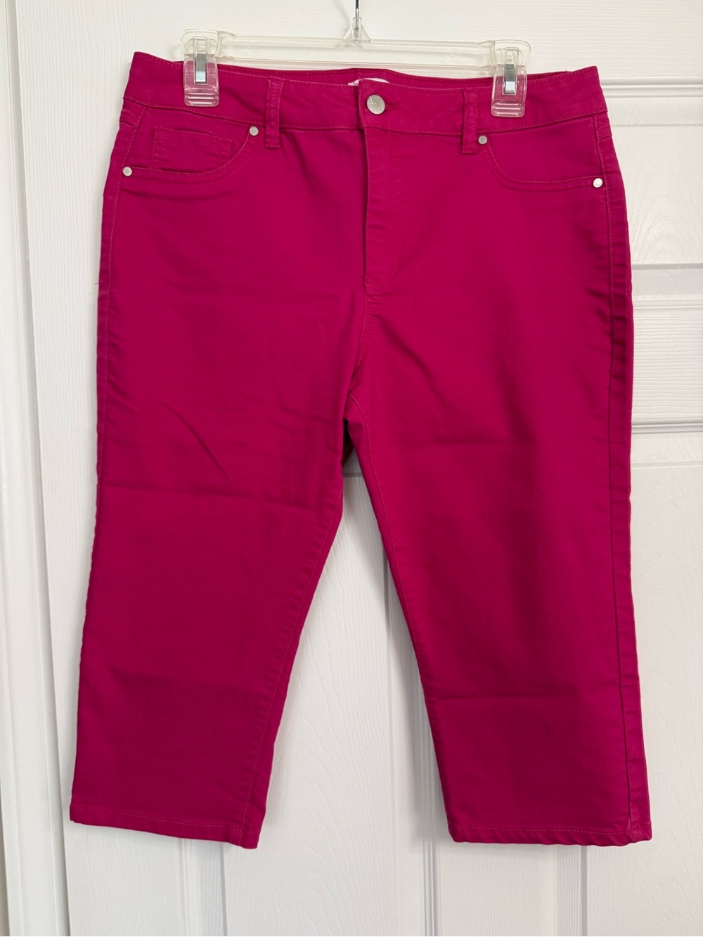 d. jeans Magenta Crop Slim Capris